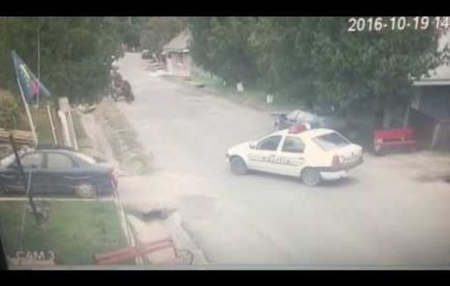 VIDEO. Cazul polițistului vasluian cu nume de femeie, care era să omoare un căruțaș cu mașina, deși el nu se afla în mașină