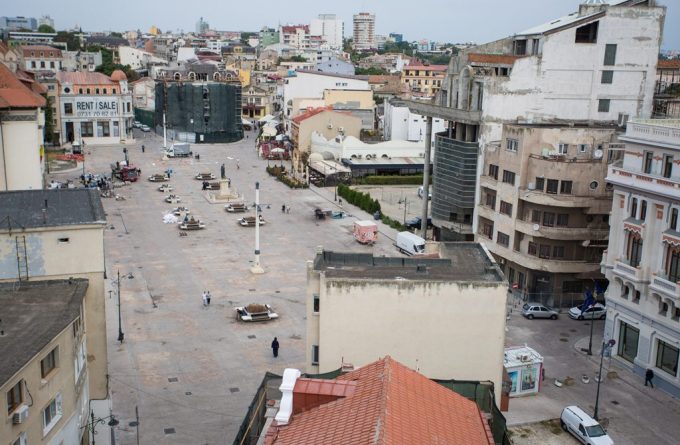 Imagini din orașul nimănui: cum se transformă Constanța într-un loc lăsat în paragină