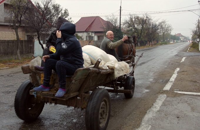Fact-checking cu Olguța Vasilescu: cum au ajuns țăranii din Buzău să aibă canalizare doar pe Facebook
