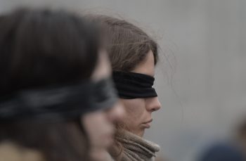 Whistleblower în România. Curajul de a vorbi când toți aleg să tacă