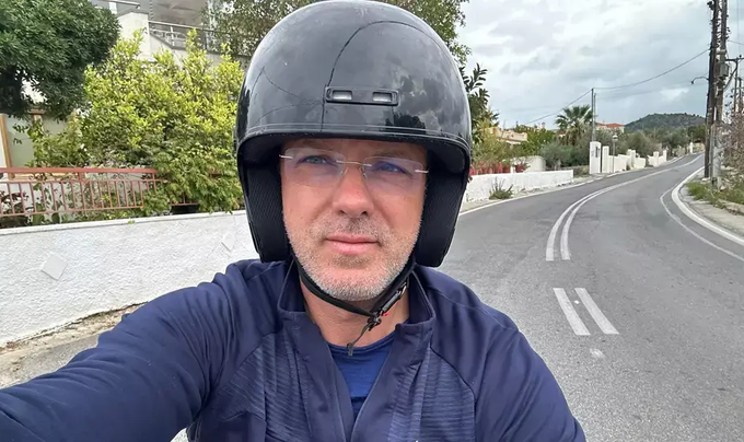 27 NOIEMBRIE 2025. Ionuț Moșteanu, probleme în CV și risc de evacuare din Guvern