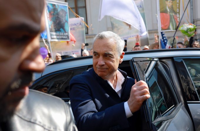 3 APRILIE 2026. Călin Georgescu, liber să părăsească România