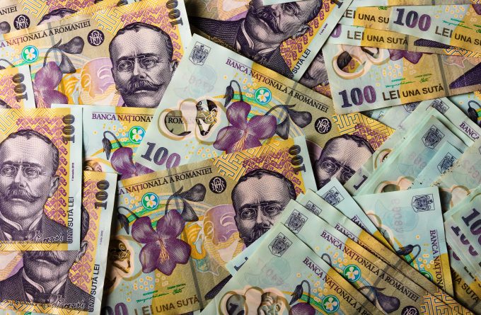 8 IUNIE 2026. Băncile au „ciupit” din rate: amenzi uriașe