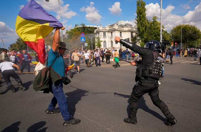 15 SEPTEMBRIE 2026. Încăierarea de la Piața Victoriei: protest deturnat